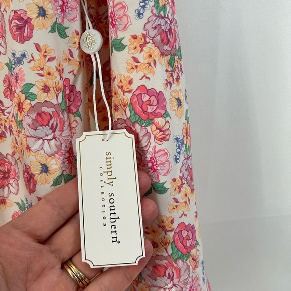 Simply Southern Women’s Dress Size Medium Soft Material Floral Pastel Pockets - Picture 5 of 10